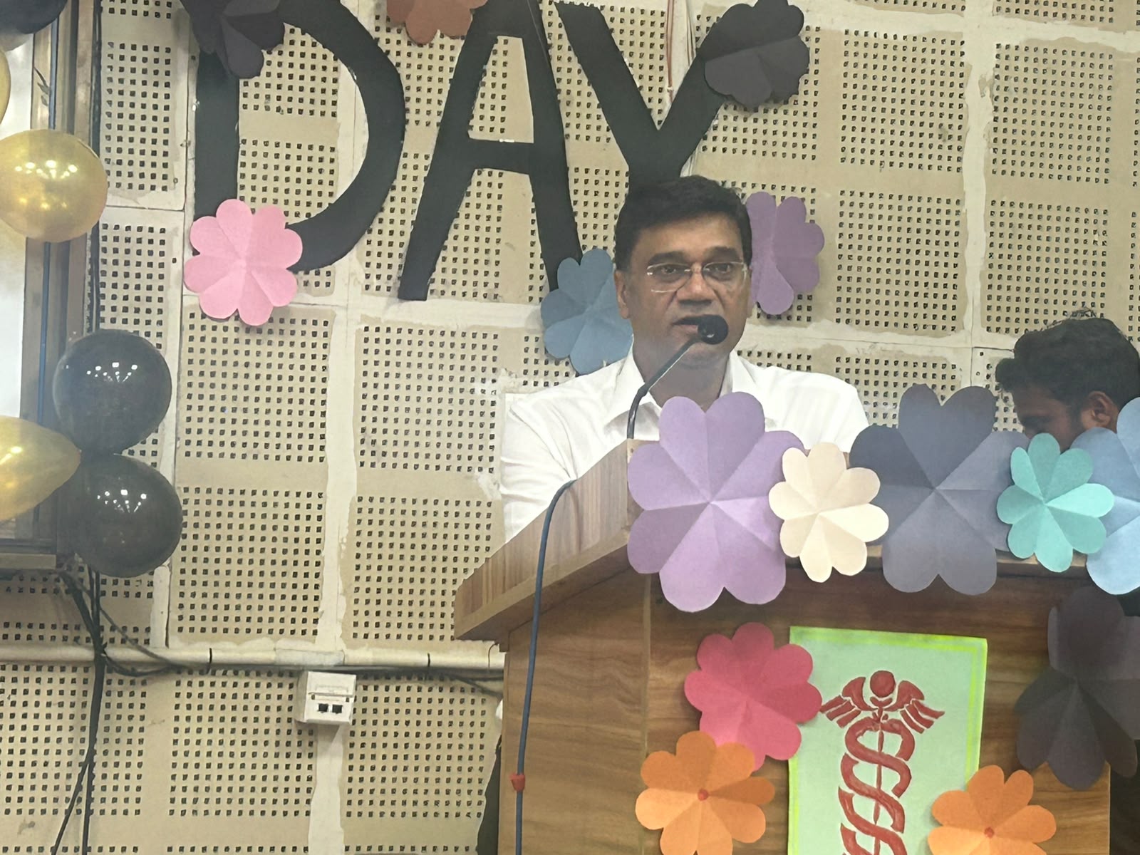 National Doctors Day cultural event celebration inside Sarojini Naidu Medical College SNMC Agra campus auditorium