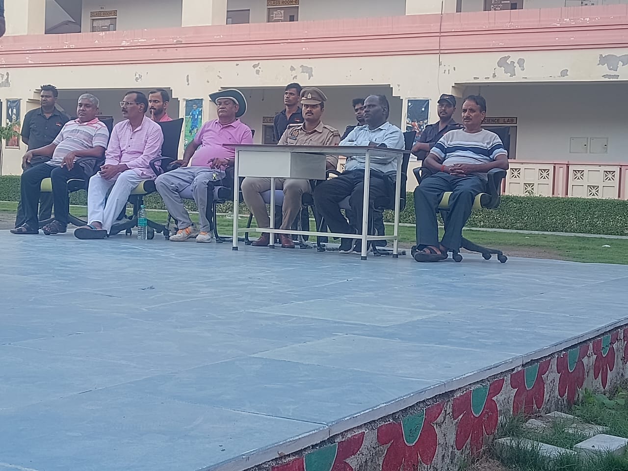 अटल आवासीय विद्यालय आगरा में अग्निशमन मॉक ड्रिल का आयोजन
