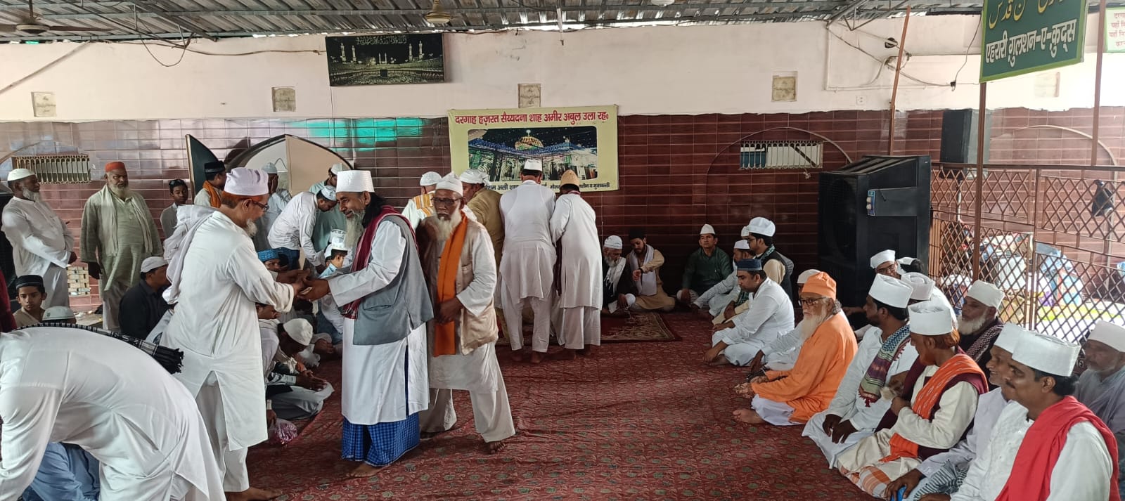 हज़रत सैय्यदना शाह अमीर अबुल उला (रह.) के 387वें उर्स पर चादरपोशी