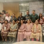 आगरा ऑर्थोपेडिक सोसायटी द्वारा आयोजित 'Agra Moves Better–2026' हड्डी-जोड़ स्वास्थ्य जन-जागरूकता अभियान के समापन समारोह में मंचासीन अतिथि और सम्मानित सहयोगी।