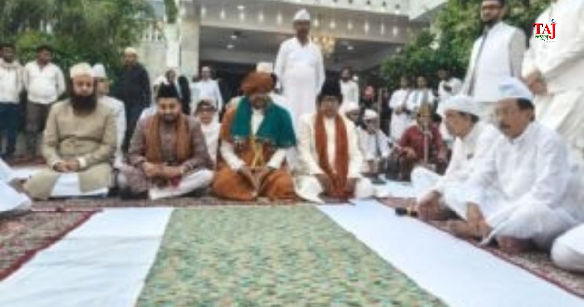 आगरा के मेवा कटरा स्थित अस्थाना आलिया ए कादरिया में ग्यारहवीं शरीफ की कुल की रस्म