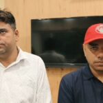 आगरा में 15 नवंबर को होने वाले समाजवादी पार्टी के पश्चिमी यूपी दलित महासम्मेलन की तैयारियों को लेकर जानकारी देते संयोजक रामजीलाल सुमन।