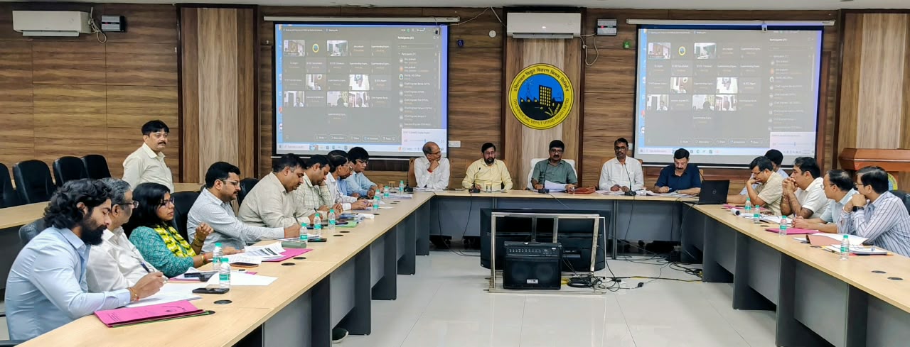 CGRF समीक्षा बैठक आगरा