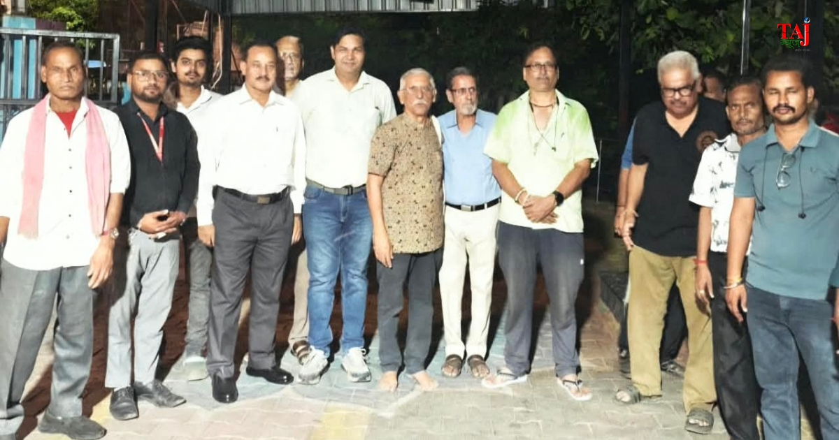 आगरा में पैदल यात्रियों और साइकिल चालकों की सुरक्षित सड़क व्यवस्था की मांग