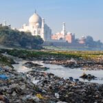 आगरा में यमुना बचाने की मांग तेज, डाउनस्ट्रीम बैराज से गंदे नालों की टैपिंग तक उठे सवाल आगरा में यमुना बचाने की मांग तेज डाउनस्ट्रीम बैराज और नालों की टैपिंग रिवर कनेक्ट बैठक